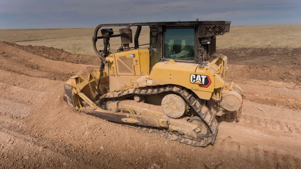 D6 XE Bulldozer met elektrische aandrijving, uitgerust met lier voor werk op olievelden