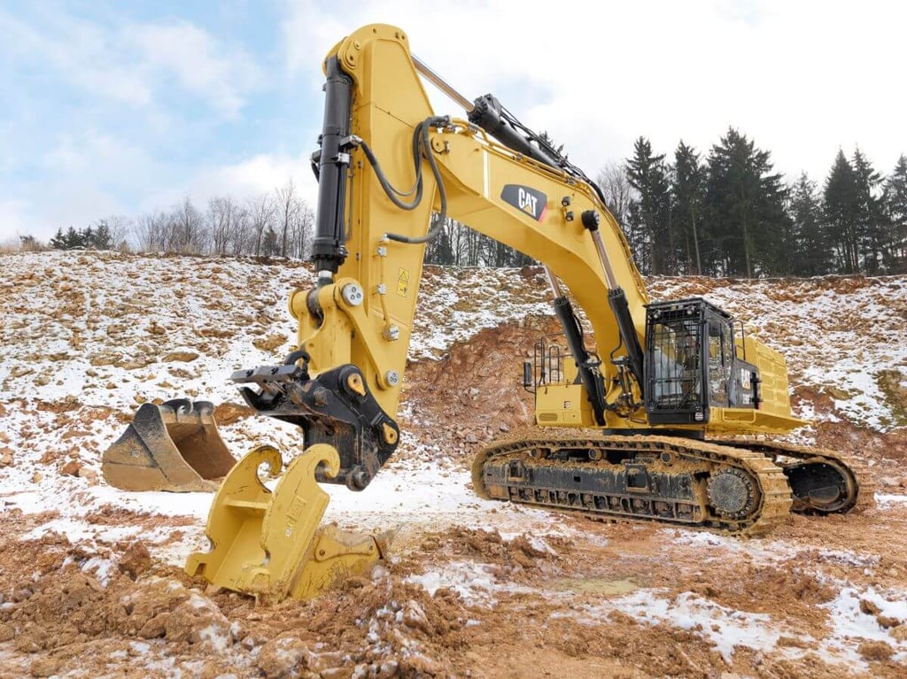 390F L Large Hydraulic Excavator