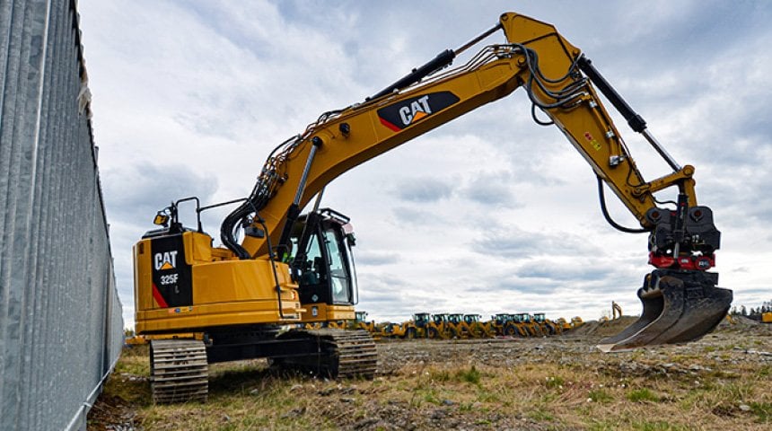 PR 860x480 px_Cat 325F_.jpg