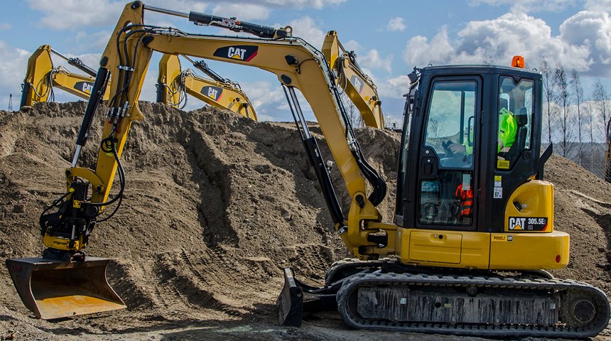 PR BCP 860x480 px_Cat 305.5E2_.jpg