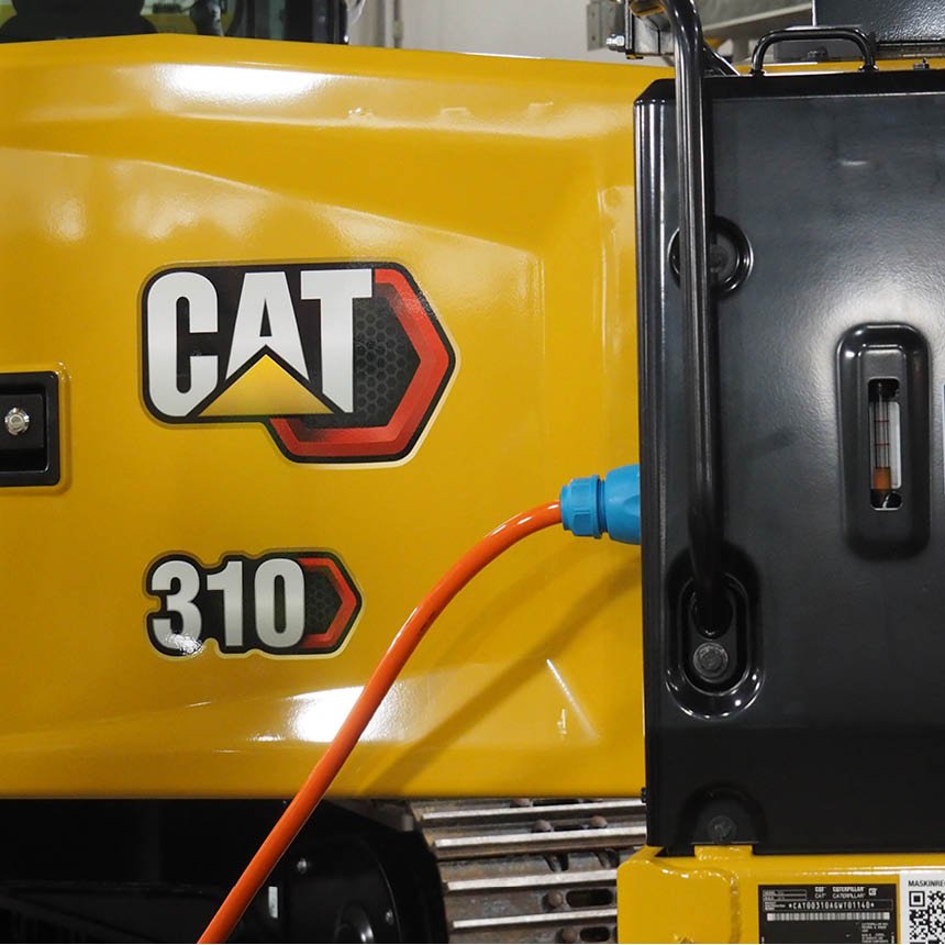 Cat 310 Z-Line_3.jpg